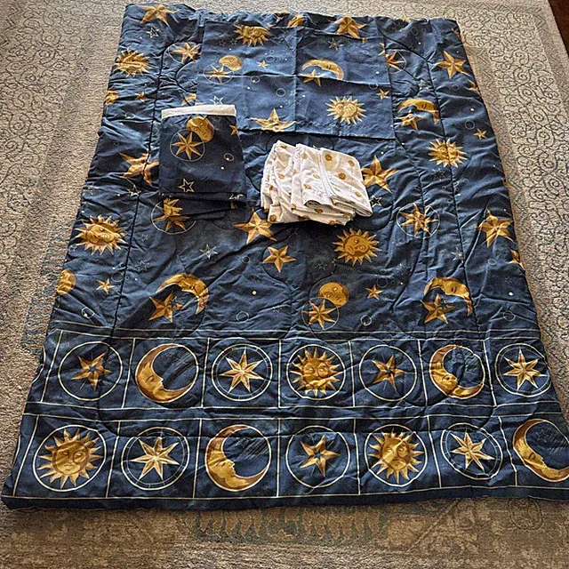 VTG *RARE* 90’s Celestial Bedding Set - Twin - Sheets, Comforter, Sham & Skirt